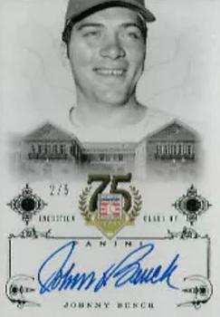2014 Panini Hall of Fame 75th Year Anniversary - Signatures Green #38 Johnny Bench Front