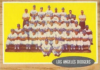 1962 Topps Venezuelan #43 Los Angeles Dodgers Front