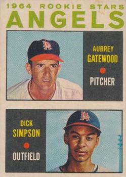 1964 Topps Venezuelan #127 Angels 1964 Rookie Stars (Aubrey Gatewood / Dick Simpson) Front