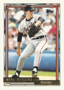 1992 Topps - Gold #242 Mike Mussina Front