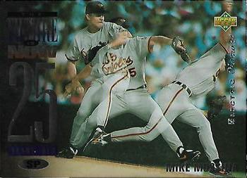 1994 Upper Deck - Electric Diamond #44 Mike Mussina Front