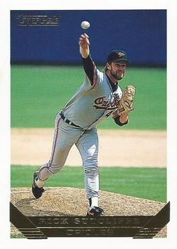 1993 Topps - Gold #274 Rick Sutcliffe Front