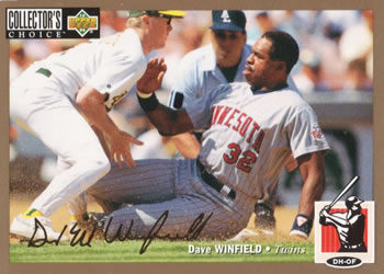 1994 Collector's Choice - Gold Signature #302 Dave Winfield Front