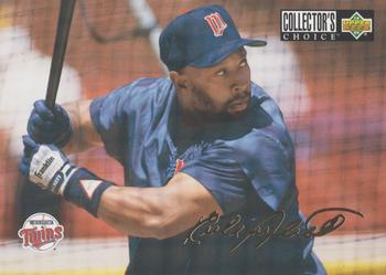 1994 Collector's Choice - Gold Signature #353 Kirby Puckett Front