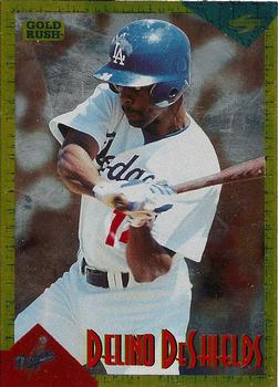 1994 Score Rookie & Traded - Gold Rush #RT6 Delino DeShields Front