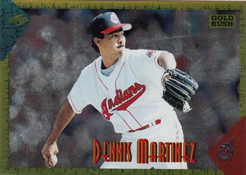 1994 Score Rookie & Traded - Gold Rush #RT24 Dennis Martinez Front