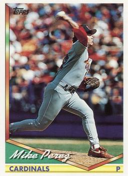 1994 Topps Bilingual #567 Mike Perez Front