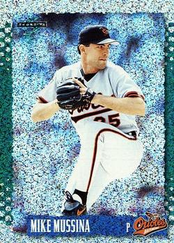 1995 Score - Platinum Team Sets #415 Mike Mussina Front