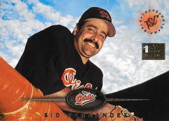 1995 Topps - Stadium Club First Day Issue #188 Sid Fernandez Front