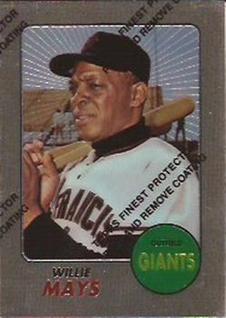 1997 Topps - Willie Mays Commemorative Reprints Finest Refractor #22 Willie Mays Front