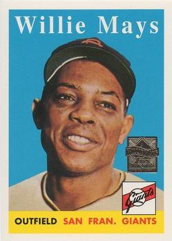 1997 Topps - Willie Mays Commemorative Reprints #10 Willie Mays Front
