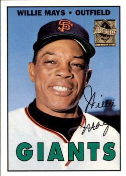 1997 Topps - Willie Mays Commemorative Reprints #21 Willie Mays Front