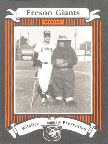 1986 Fresno Giants Smokey #8 Sam Moore Front