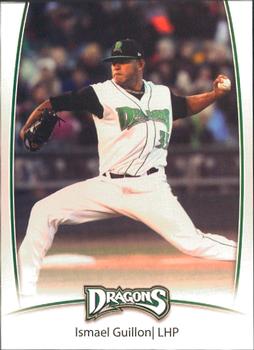 2014 Dayton Dragons Team Issue #16 Ismael Guillon Front