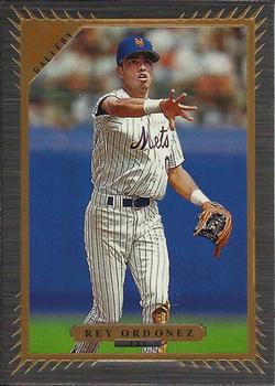 1997 Topps Gallery #141 Rey Ordonez Front