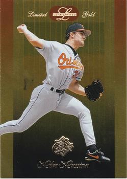 1996 Leaf Limited - Gold #30 Mike Mussina Front