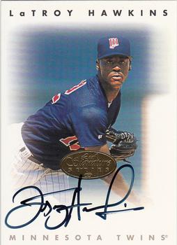 1996 Leaf Signature Series - Autographs Gold #NNO LaTroy Hawkins Front