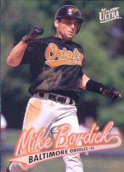 1997 Ultra #370 Mike Bordick Front
