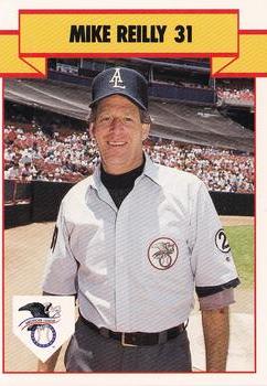1990 T&M Sports Umpires #30 Mike Reilly Front