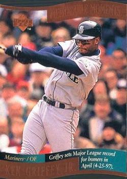 1997 Collector's Choice - Memorable Moments #1 Ken Griffey Jr. Front