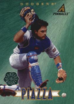1997 New Pinnacle - Artist's Proofs #45 Mike Piazza Front