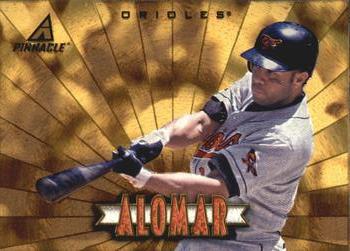 1997 New Pinnacle - Museum Collection #102 Roberto Alomar Front