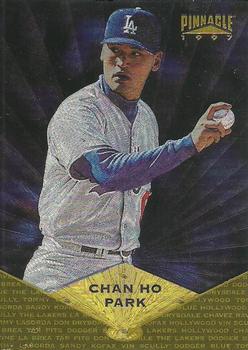 1997 Pinnacle - Museum Collection #31 Chan Ho Park Front