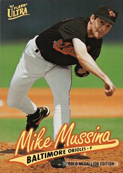 1997 Ultra - Gold Medallion #G7 Mike Mussina Front