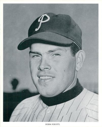 1961 Manny's Baseball Land Philadelphia Phillies #NNO Robin Roberts Front
