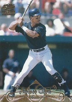 1998 Pacific Paramount - Gold #166 Moises Alou Front