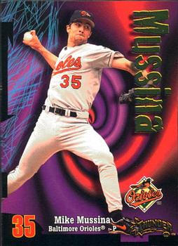 1998 Circa Thunder #35 Mike Mussina Front