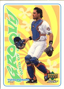1998 Upper Deck Retro - Groovy Kind of Glove #G22 Mike Piazza Front