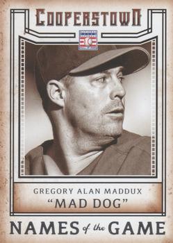 2015 Panini Cooperstown - Names of the Game #15 Greg Maddux Front
