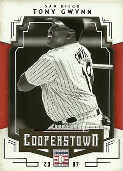 2015 Panini Cooperstown - Red #93 Tony Gwynn Front
