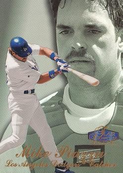 1998 Flair Showcase #17 Mike Piazza Front
