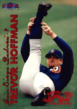 1999 Fleer Tradition - Warning Track Collection #210W Trevor Hoffman Front