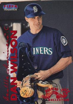 1999 Fleer Tradition - Warning Track Collection #539W Dan Wilson Front