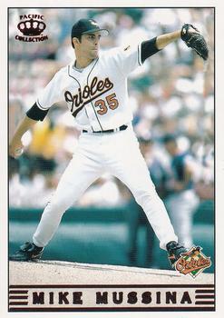 1999 Pacific Crown Collection - Red #37 Mike Mussina  Front