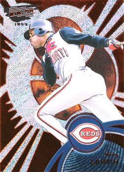 1999 Pacific Revolution - Red #39 Barry Larkin  Front