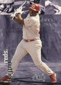 1999 SkyBox Thunder - Rave #7 Dmitri Young  Front