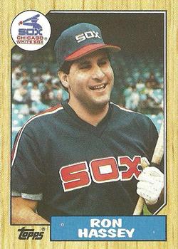 1987 Topps #667 Ron Hassey Front