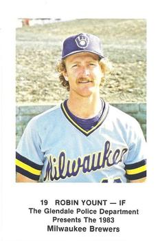 1983 Milwaukee Brewers Police - Glendale Police Department #NNO Robin Yount Front