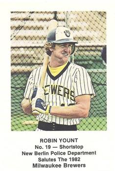 1982 Milwaukee Brewers Police - New Berlin Police Department #NNO Robin Yount Front