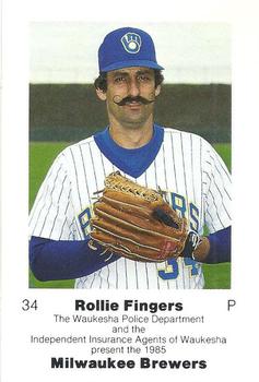 1985 Milwaukee Brewers Police - Waukesha Police Department and Independent Insurance Agents Of Waukesha #NNO Rollie Fingers Front