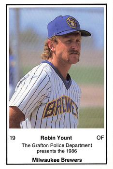1986 Milwaukee Brewers Police - Grafton Police Department #NNO Robin Yount Front