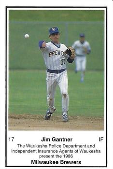 1986 Milwaukee Brewers Police - Waukesha PD and Independent Insurance Agents Of Waukesha #NNO Jim Gantner Front