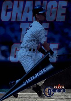 2000 Fleer Gamers - Change the Game #4CG Derek Jeter  Front