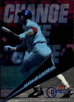 2000 Fleer Gamers - Change the Game #6CG Mark McGwire  Front