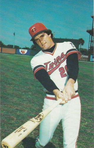 1982 Minnesota Twins Postcards #NNO Dave Engle Front