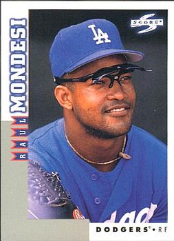 1998 Score Rookie & Traded #RT38 Raul Mondesi Front